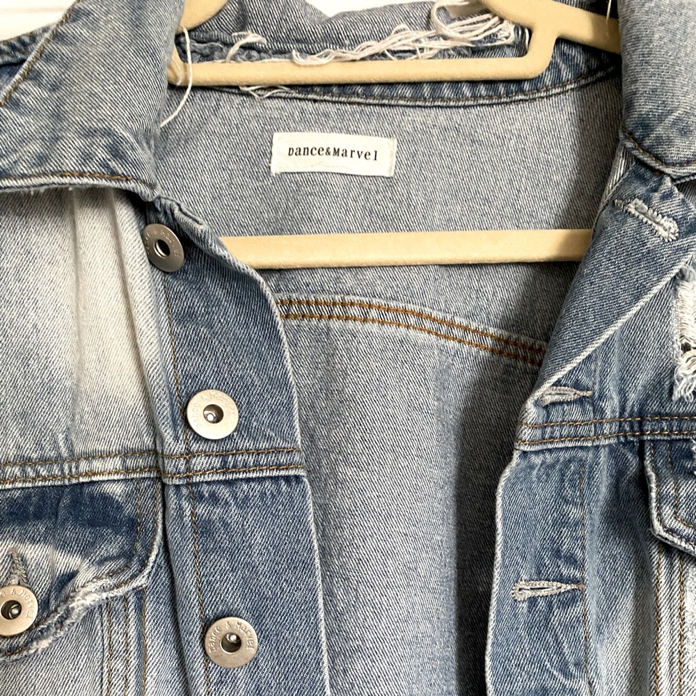 Cropped Jean Jacket - Picture 2 of 4